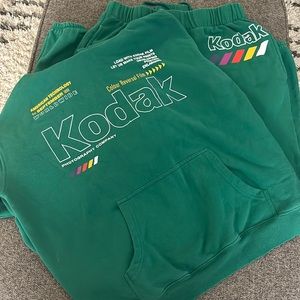 Kodak Women’s Graphic Sweat pants and sweater